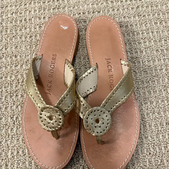 Jack Rogers Gold Women's Sandals Size 8! - Picture 1 of 4